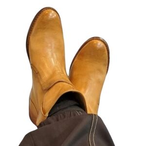 Frye Women's Western Tan Ankle Booties sz 6B